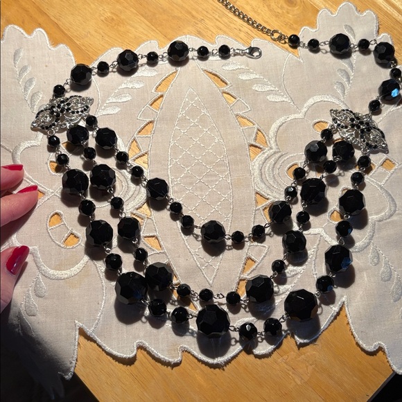 034)Statement black bib necklace - Picture 2 of 5